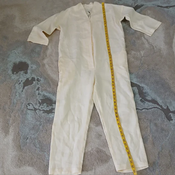 NWOT OFFON V-neck Linen JUMPSUIT - Picture 11 of 13